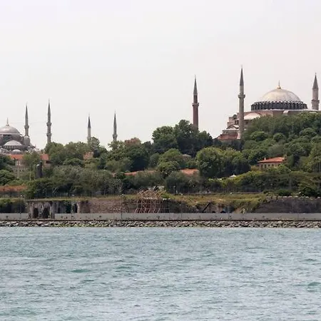 Estampolis Istanbul