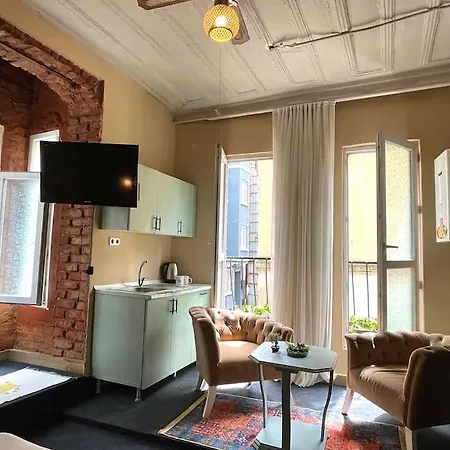Authentic Flat Close To Istiklal Avenue Apartamento *