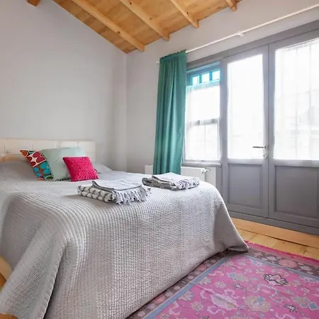 Turquoise House Featured In Elle Decor Magazine Apartment