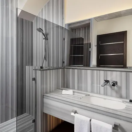 מלון Decamondo Galata, A Tribute Portfolio 5*