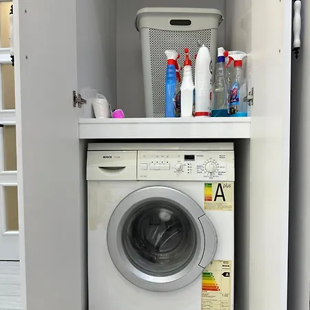 Apartment Sabiha Goekcen Airport & Metro *