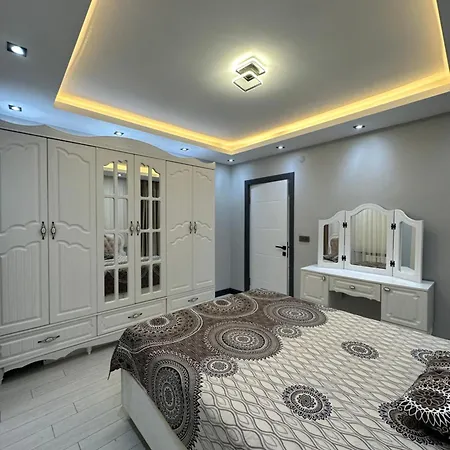 Apartment Sabiha Goekcen Airport & Metro *