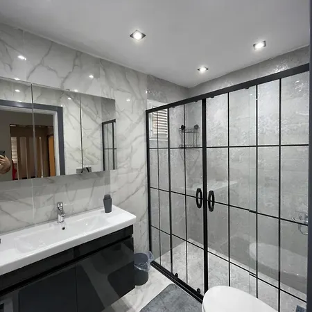 Apartment Sabiha Goekcen Airport & Metro Istanbul