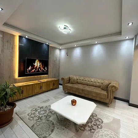 Sabiha Goekcen Airport & Metro Apartment