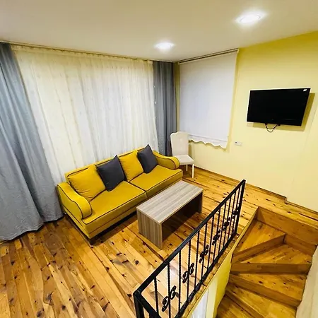 Dublex Flat In Taksim * Istanbul