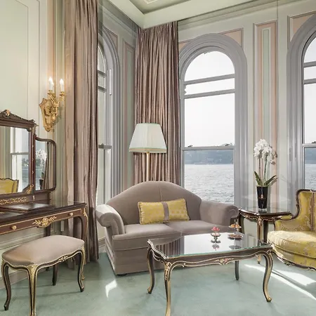 Bosphorus Palace 4*