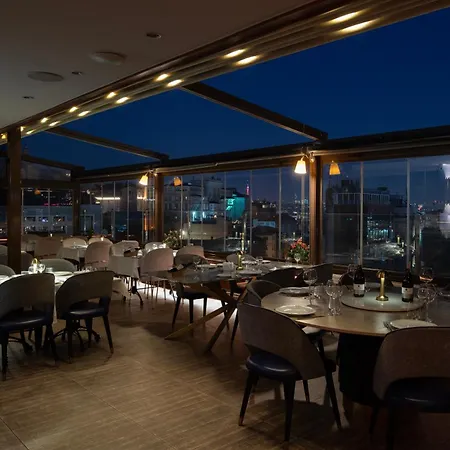 Hotel Golden City 4*