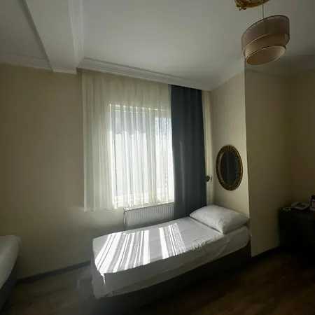 Taksim Star 3*