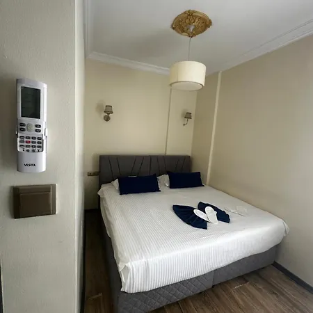 Taksim Star 3*