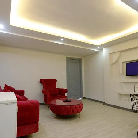 Aparthotel Sara Suit