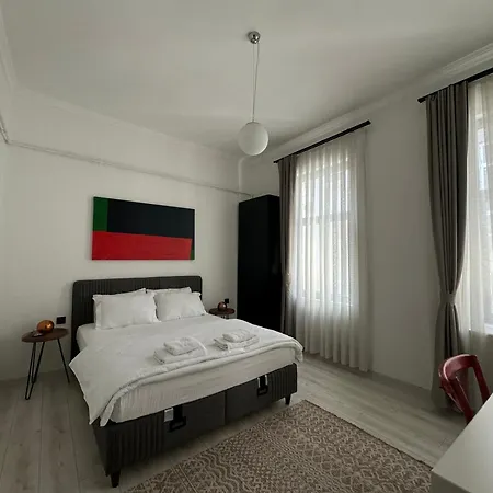 Apartment Savcibey Building *