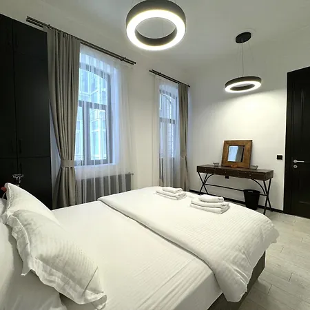 Apartment Savcibey Building