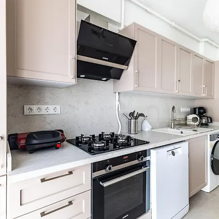 Apartament Chic Flat 5 Min To Moda Pier Stambuł