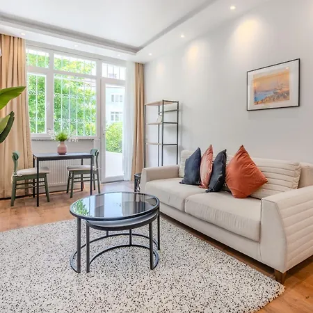 House W Garden 10 Min To Citys In Beyoglu * Istanbul