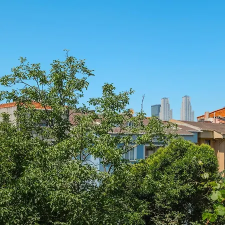 Holiday home House W Garden 10 Min To Citys In Beyoglu