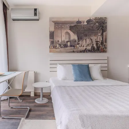 Modern Studio Flat W Balcony In Bagcilar * Istanbul