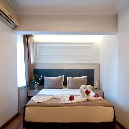 Hotel Royce 3*