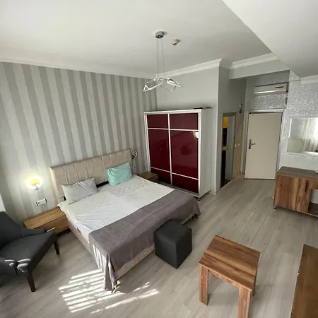 Galata Moon 2*