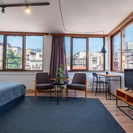 Aparthotel Pesa *
