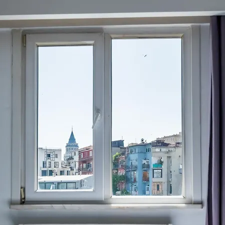 Pesa Aparthotel *