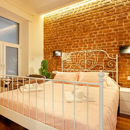 Stylish Flat Near Istiklal Street Apartment