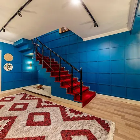 Hexa Aparthotel *