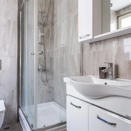 Cozy Flat 10 Min To Aqua Florya Mall In Bakirkoy Istanbul