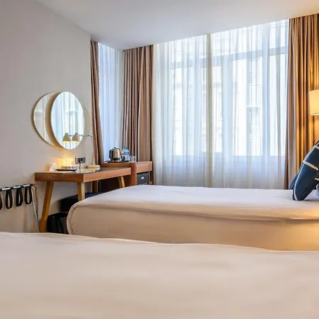 Hotel Four Points Flex By Sheraton Taksim Square 4*