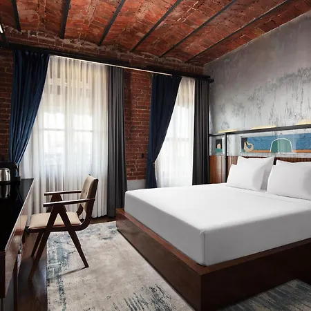 Decamondo Galata, A Tribute Portfolio 5*
