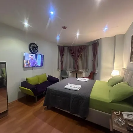 Mymoon Hotel 3*