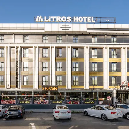 Отель Litros &