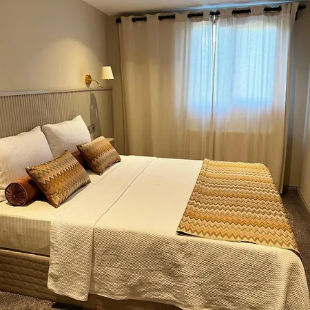 Hotel Astro Suitess *