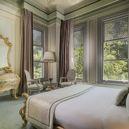 מלון Bosphorus Palace 4*