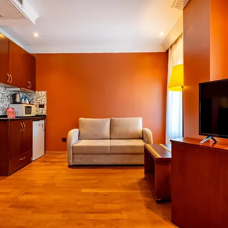 Mangana Hotel 4*