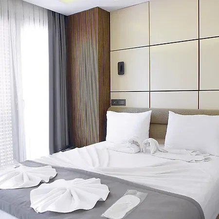 Hotel Amara Old & 3*