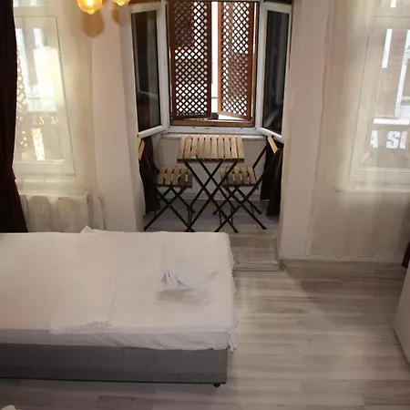Aparthotel Taksim Bricktown *