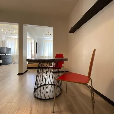 Cozy Flat With Balcony, Very Close To Galata Tower