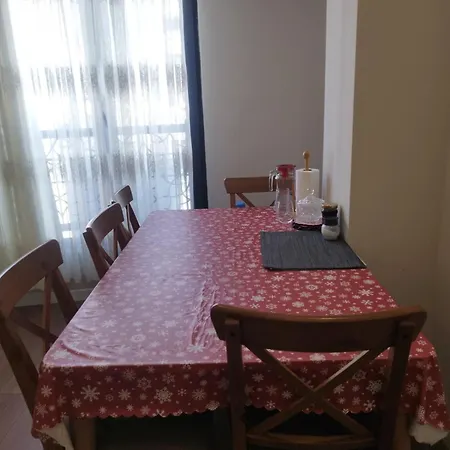 Historical Haven Heights Apartment *