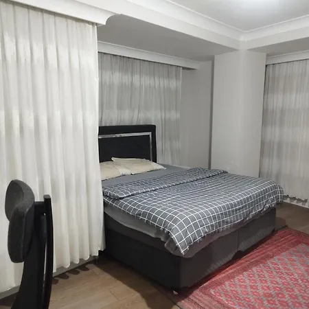 Historical Haven Heights Apartment
