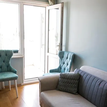 3 Diffrent Family At Center Walking 5 Minutes Apartment Istanbul