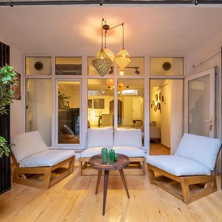 Apartment Jardin Maison Newly Renovated 1 Bedroom Apt In Galata Istanbul