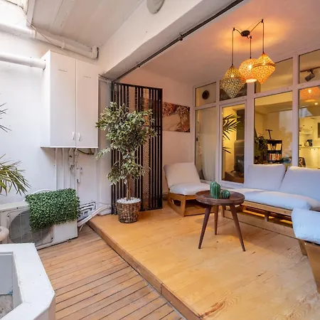 Apartment Jardin Maison Newly Renovated 1 Bedroom Apt In Galata *