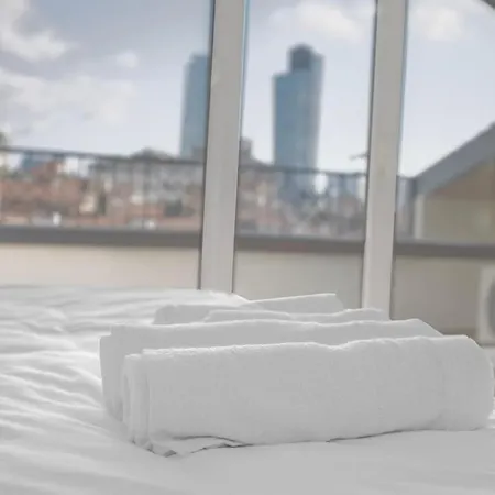 معلق في منطقه هادئه Apartment *