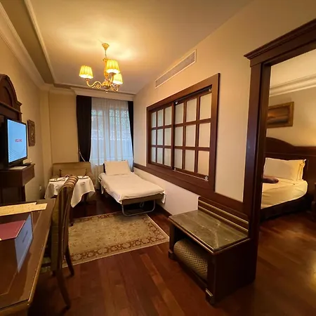 Hotel Glk Premier Regency Suites&spa 3*