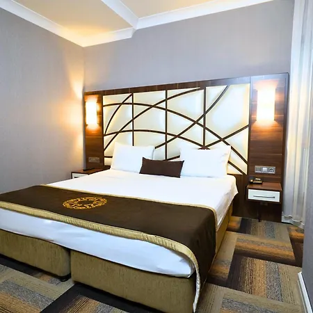 Hotel The Grand Mira Business Hotel 4*