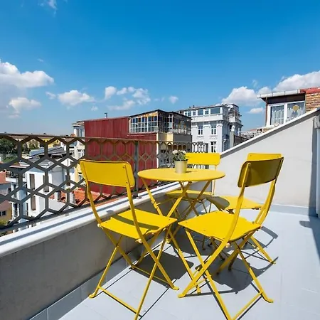 House With 5 Floor And Elevator * Istanbul