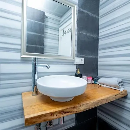 Holiday home House With 5 Floor And Elevator Istanbul