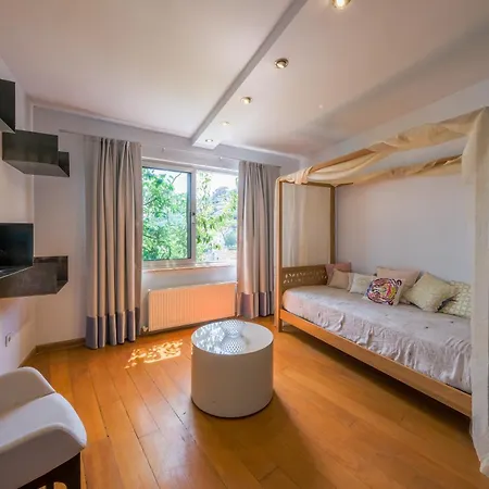 Apartment Maison Detroit Iconic 3br Triplex With Great Views Istanbul