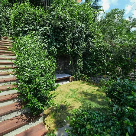 Maison Detroit Iconic 3br Triplex With Great Views Istanbul