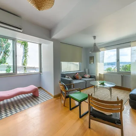 Maison Detroit Iconic 3br Triplex With Great Views * Istanbul